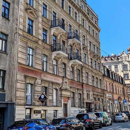 Perfectly Central Apartment 5 Min To Old Town & Art Noveau. リガ エクステリア 写真